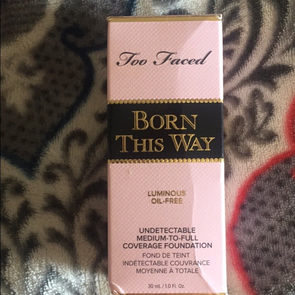 Too Faced Born This Way foundation