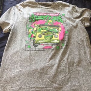 Nickelodeon t shirt