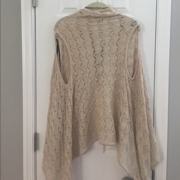 Sleeveless sweater - Picture 3 of 3