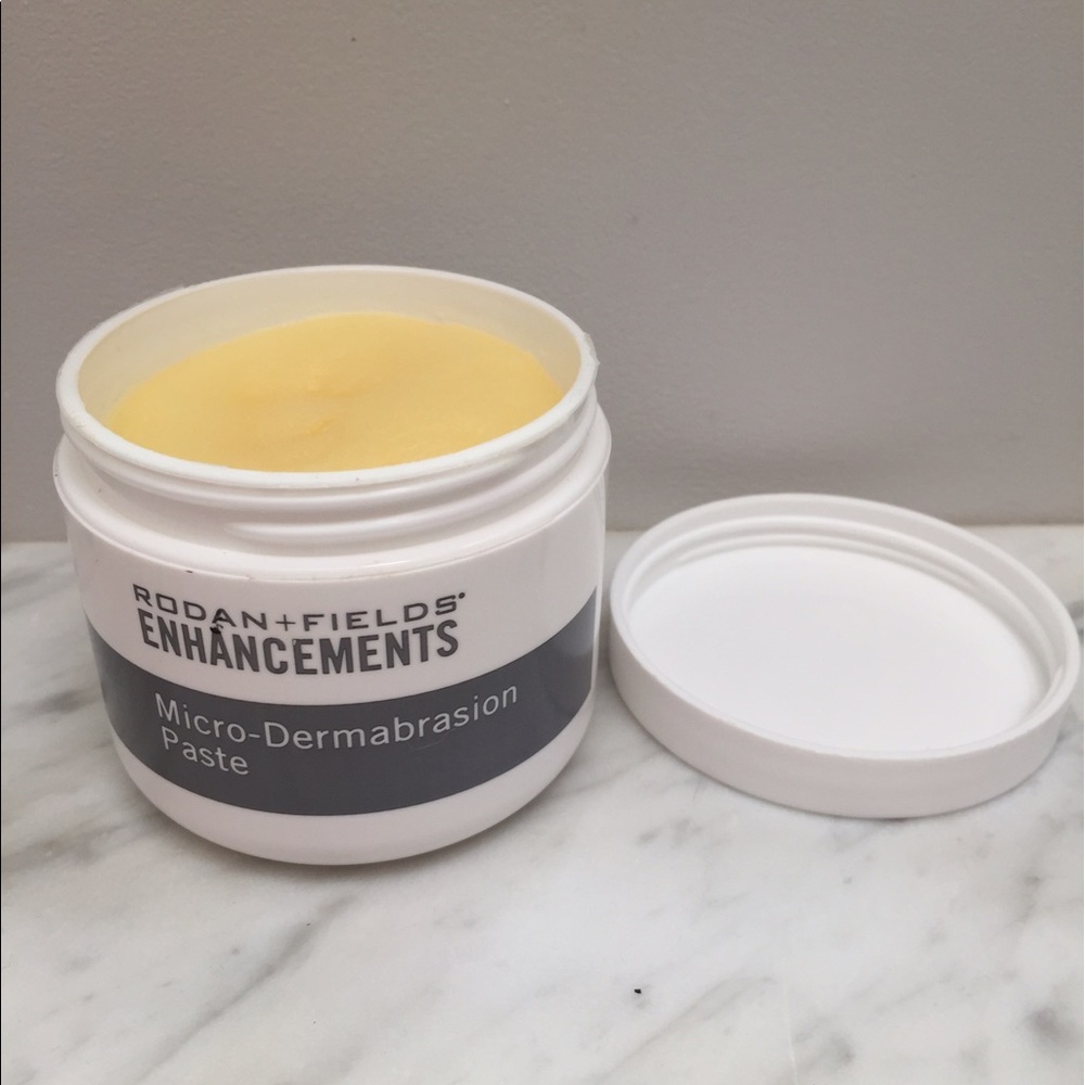 Rodan + Fields Micro Dermabrasion Paste Large Tub
