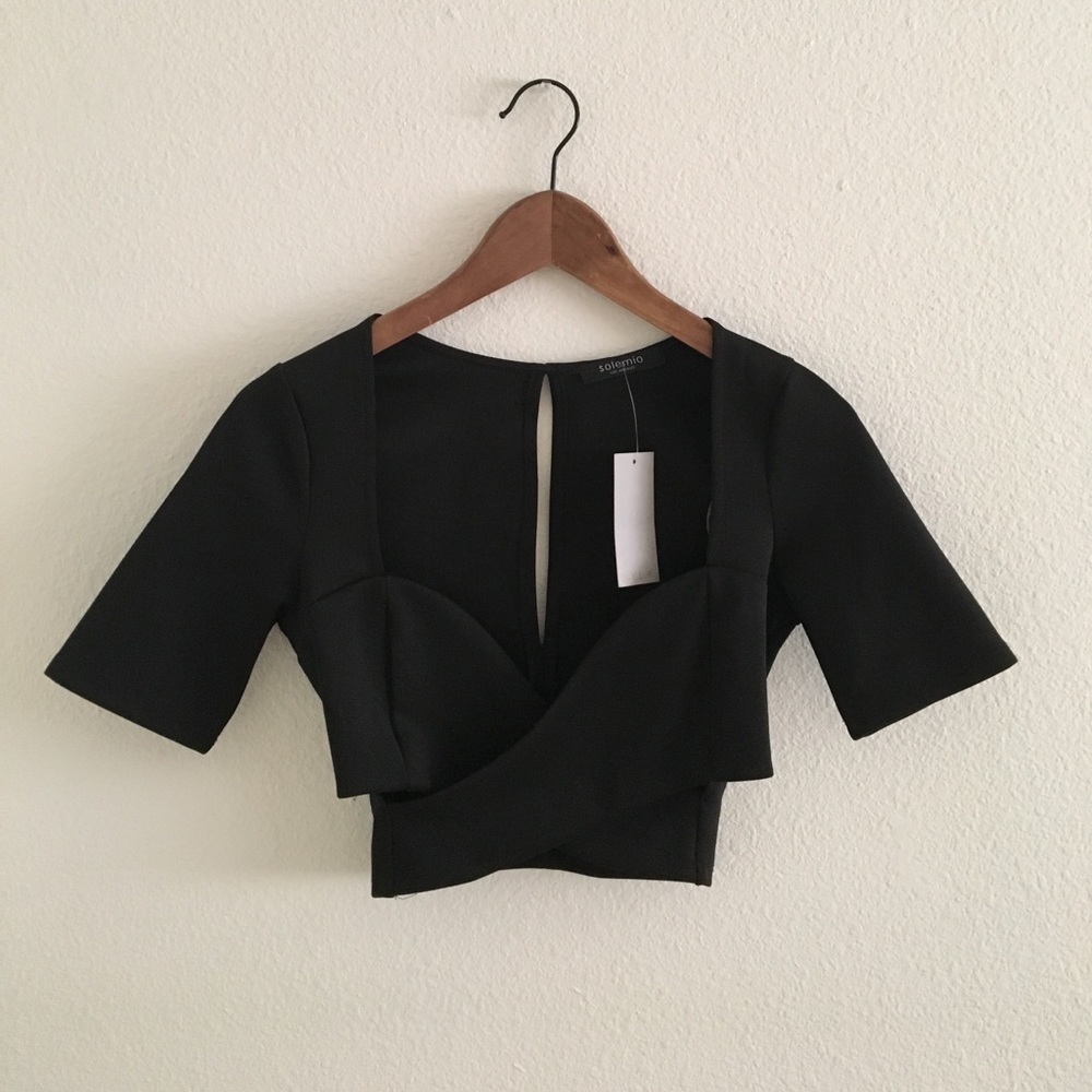 Black crop top