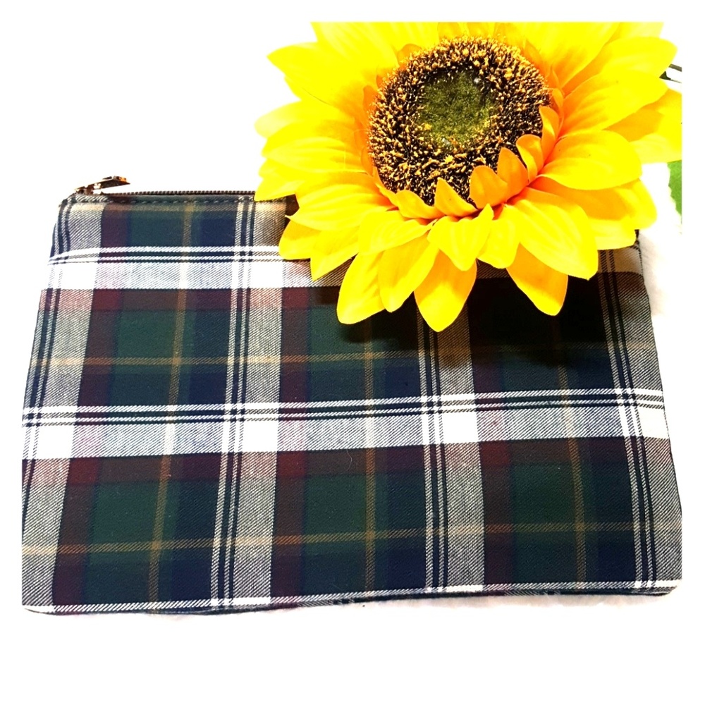 Viv & Lou plaid organizer pouch