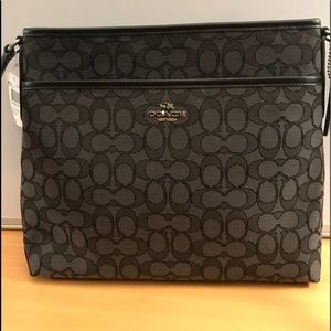 NWT Coach signature handbag