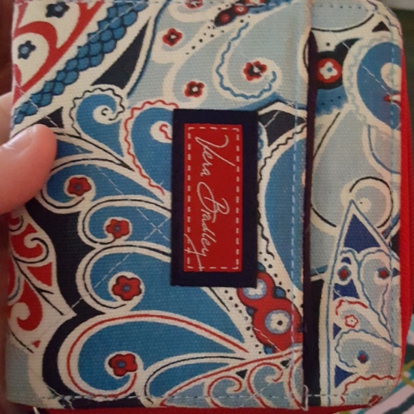 Vera bradley wallet - Picture 1 of 3
