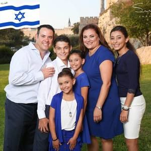 Meet your Posher, Chava