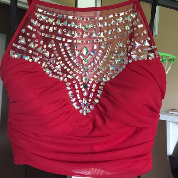 Red 2 piece homecoming/prom dress - Picture 2 of 5