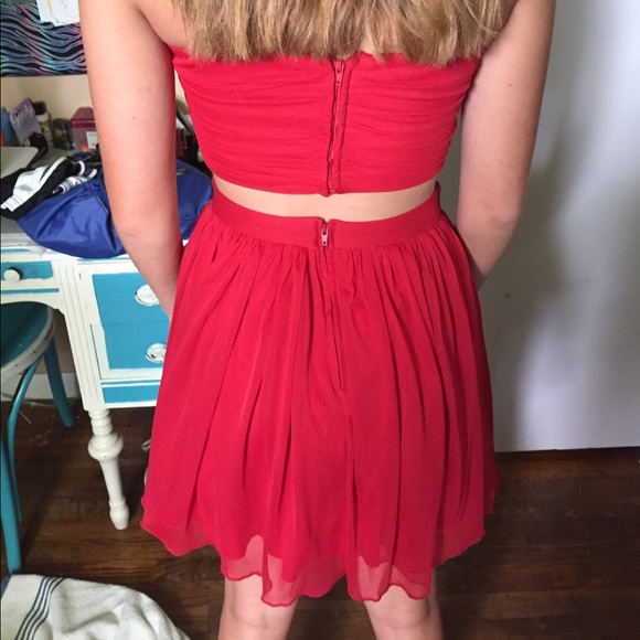 Red 2 piece homecoming/prom dress - Picture 4 of 5