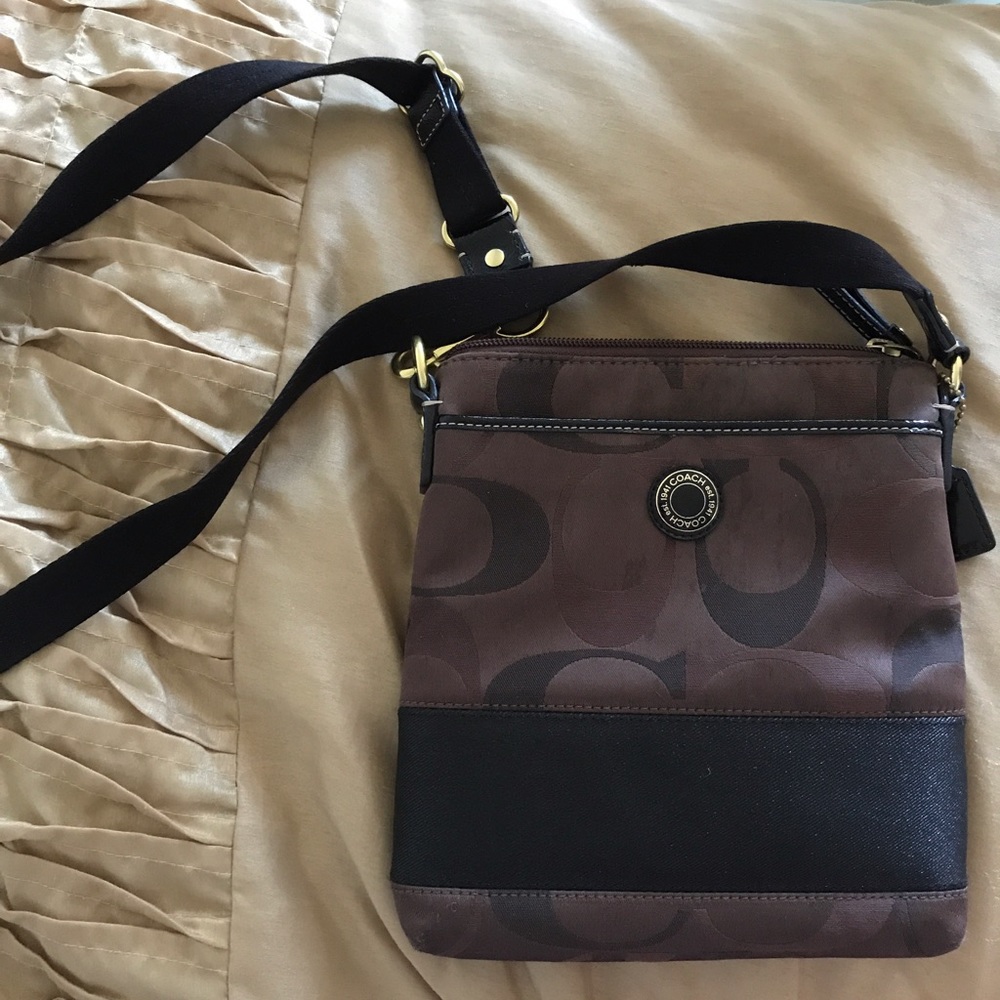 Authentic Coach cross body bag