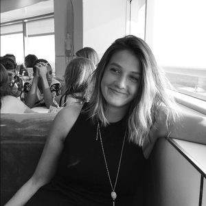 Meet your Posher, Kelly