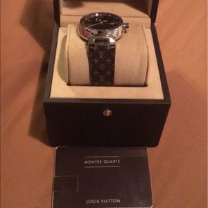 LV watch