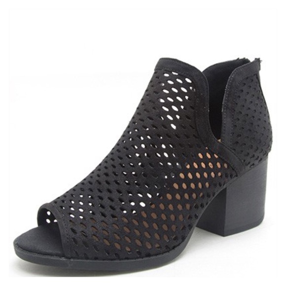Jet Setter- Vegan Suede Ankle Booties - Picture 5 of 7