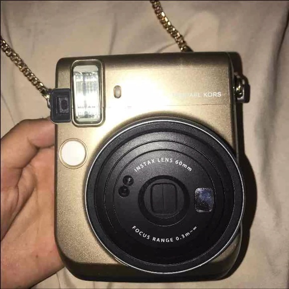 Michael Kors Polaroid *SOLD* - Picture 2 of 4