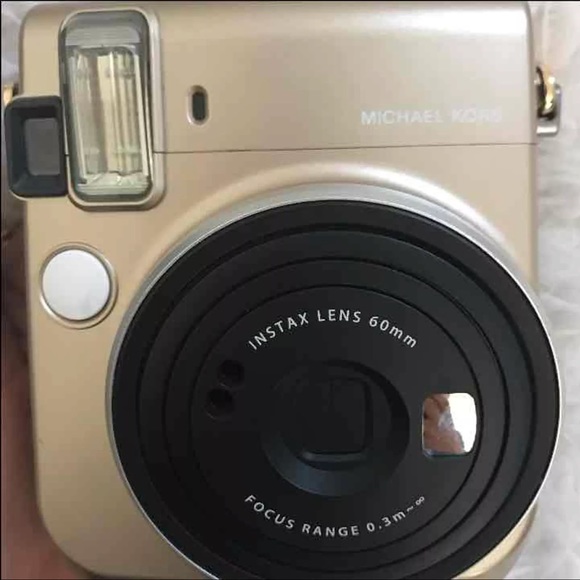Michael Kors Polaroid *SOLD* - Picture 4 of 4