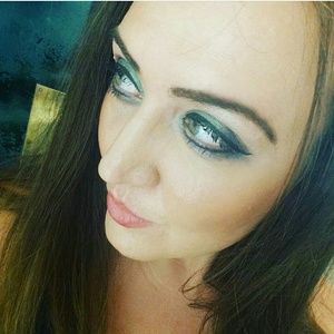 Meet your Posher, Lesleigh