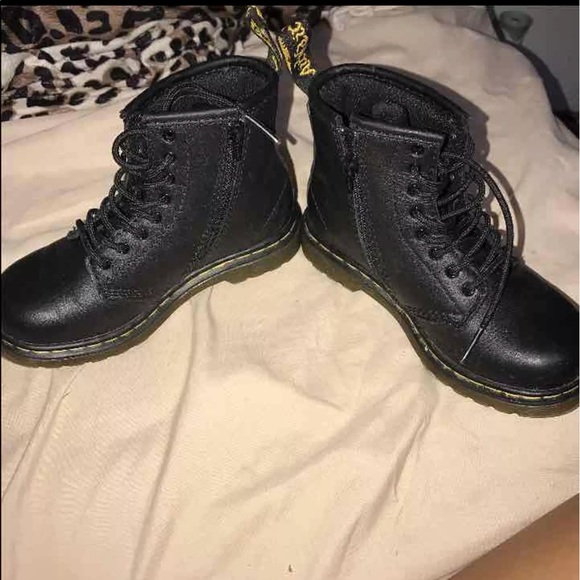 KIDS Doc Martins - Picture 3 of 3