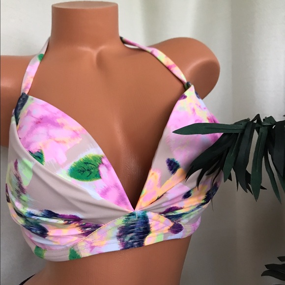 VS 38dd/XL CONVERTIBLE BIKINI SET MAX UPLIFT
