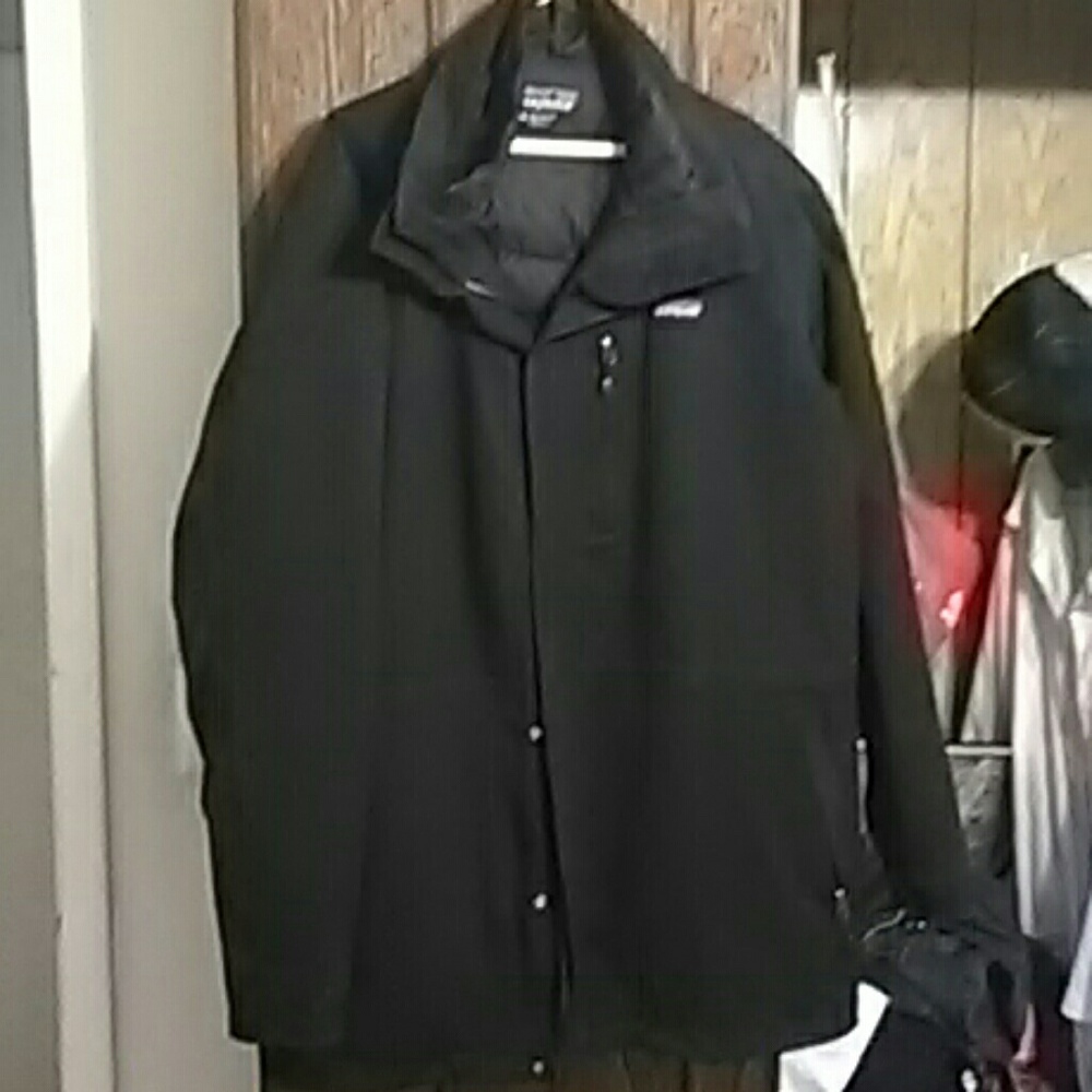 Patagonia - Picture 1 of 2