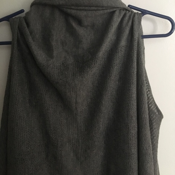 Layering vest - Picture 4 of 4