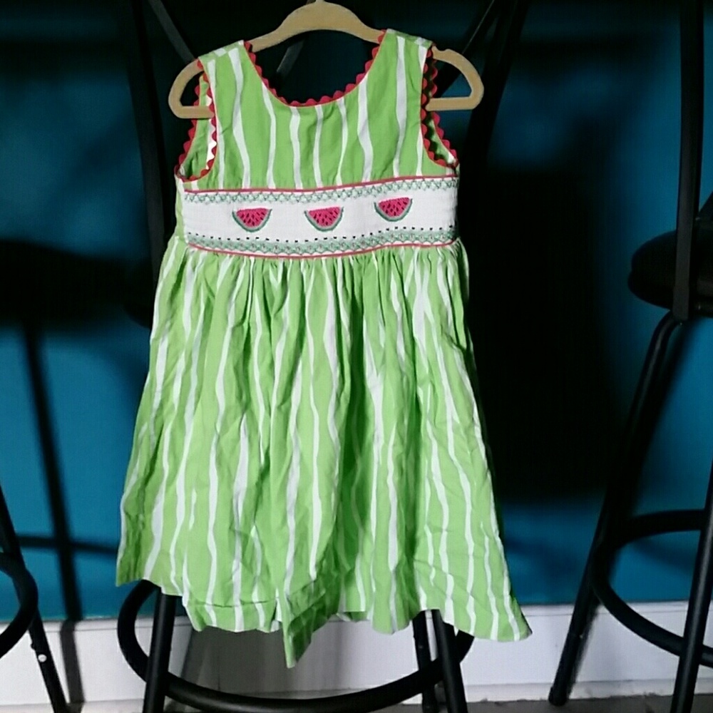 2t cute ginco watermelon dress it is a little wrib