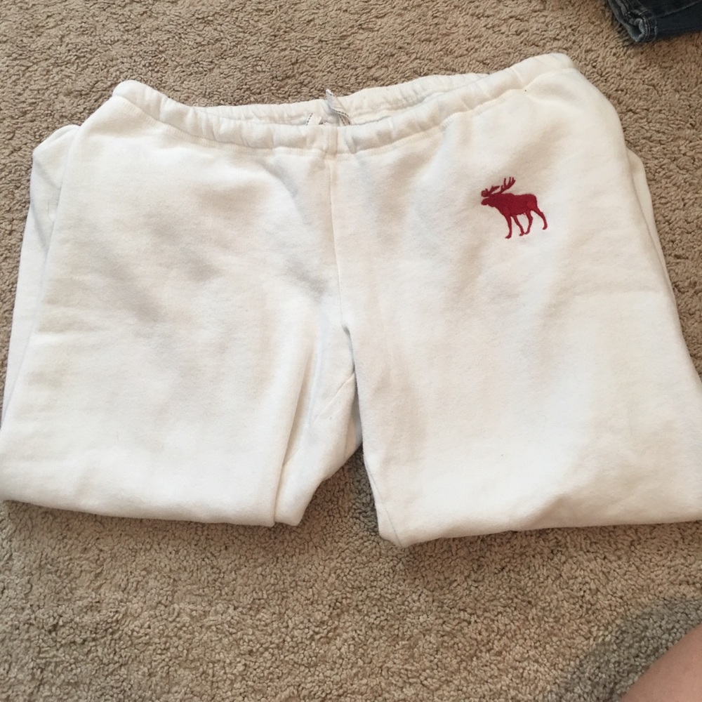 White Abercrombie Capri sweats