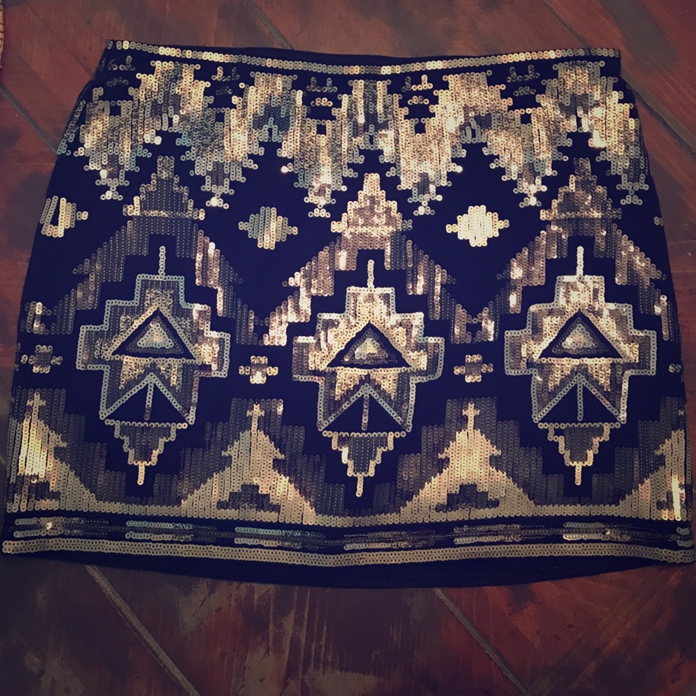 Express sequined skirt size small