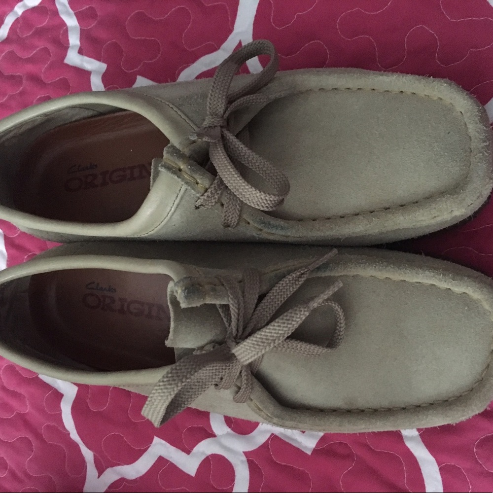 Womens Wallabees