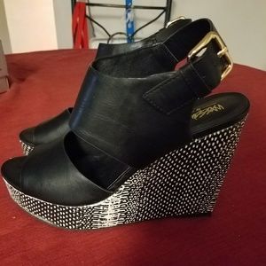 Ladies Mossimo 2inch wedges
