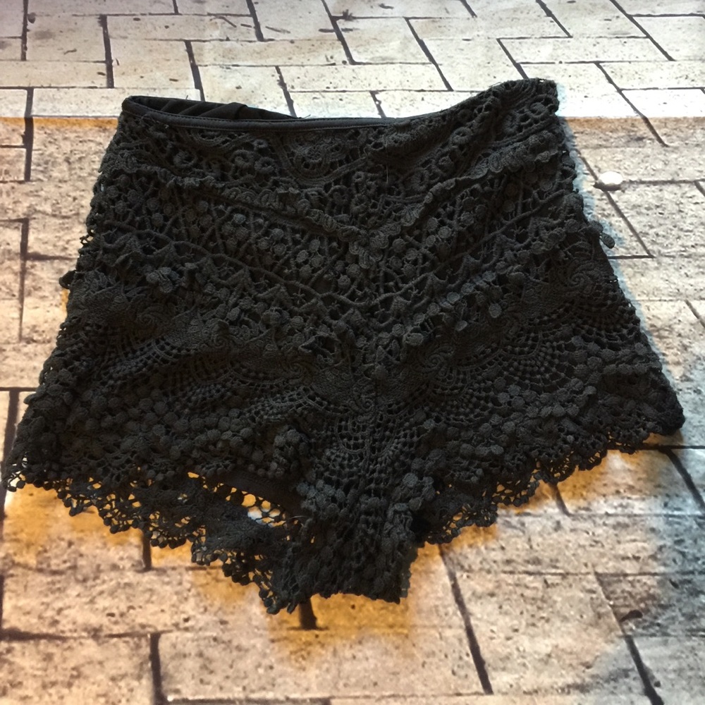 Kimchi blue black crochet shorts 6