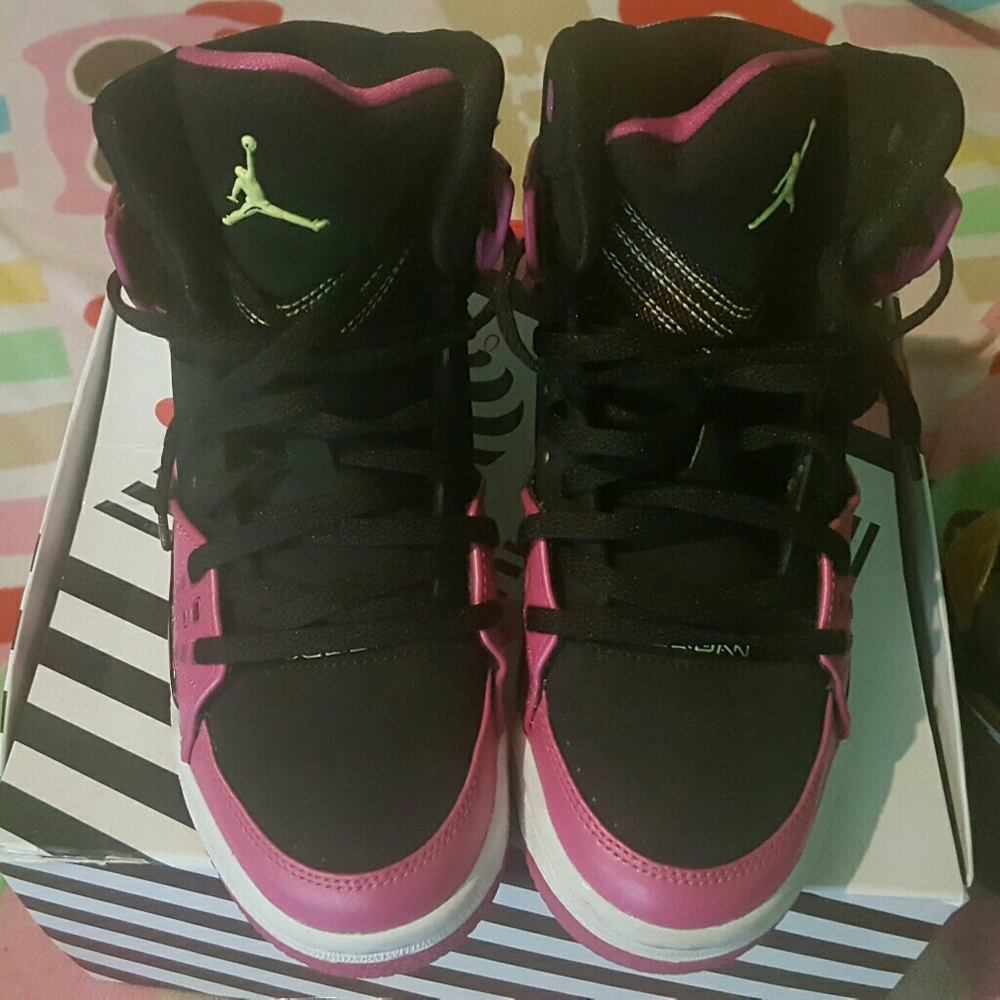Youth jordans
