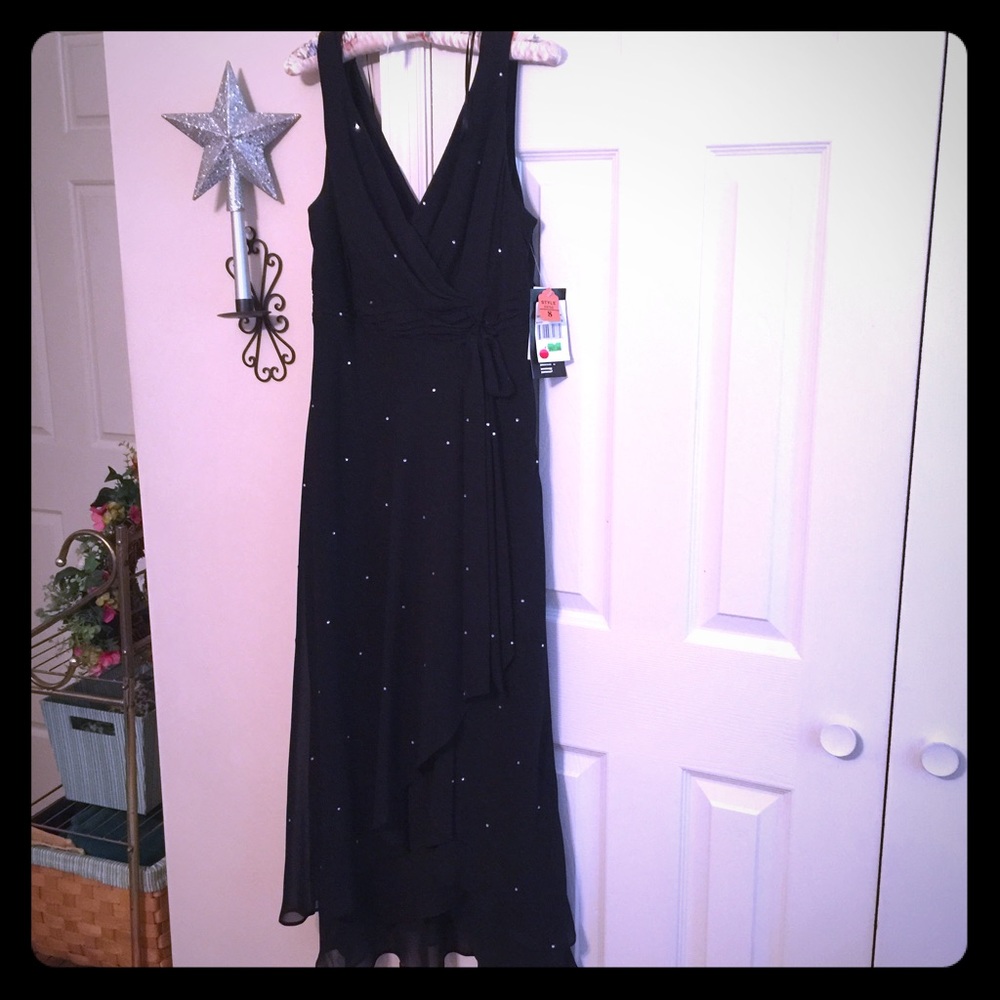 Sheri Martin Dressy Black Flowing Asymmetrical NWT