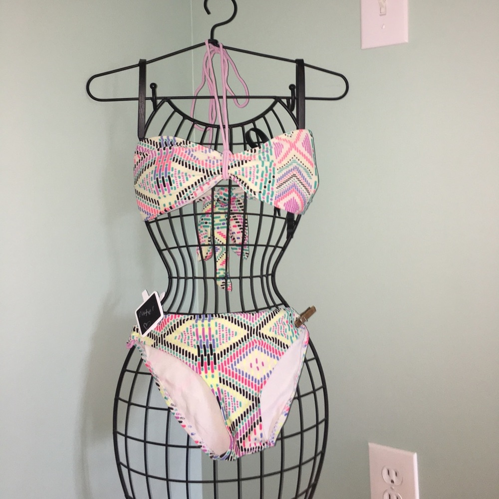 American Eagle Swim Suit/ Bikini/ Bathing Suit