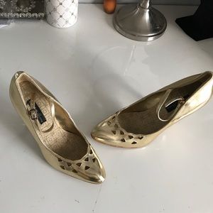 UP FOR TRADE! Gold Heels