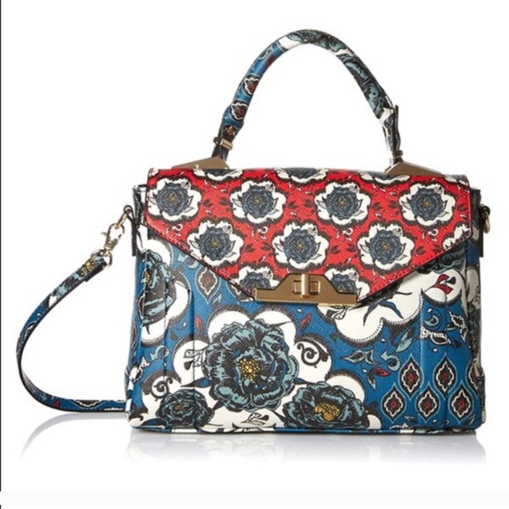 Floral crossbody bag ; detachable straps
