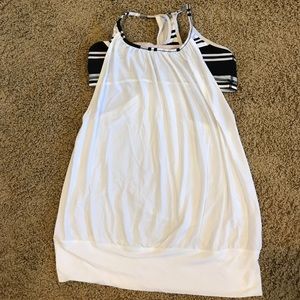 Lululemon white tank with built in bra