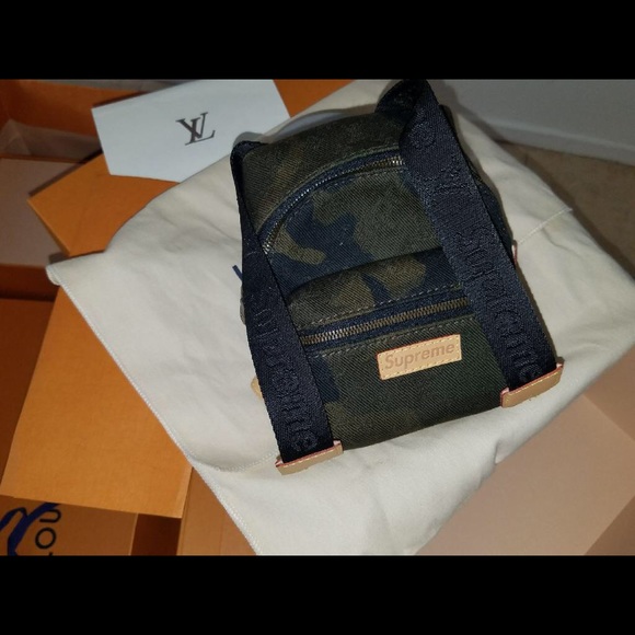 Camo Mini Backpack - Picture 2 of 3