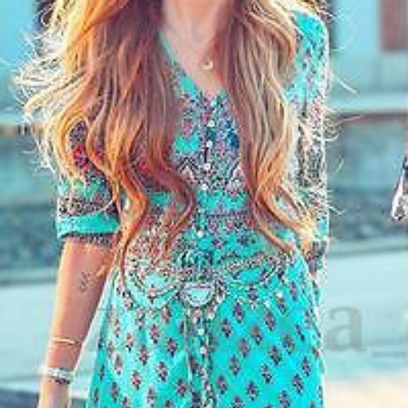 GORGEOUS FLOWY GREEN MAXI !! 🦋🦋🌴 - Picture 2 of 3