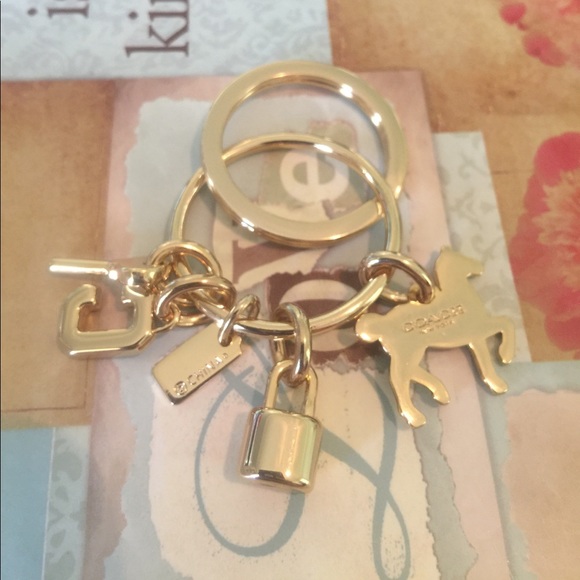 COACH Keychain, dust bag included. NWT - Picture 3 of 5