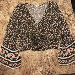 American Eagle cropped tie top