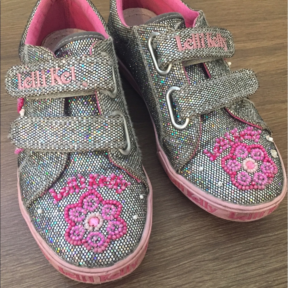Lilly Kelly size 3t sneakers