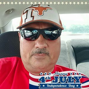 Meet your Posher, Rene