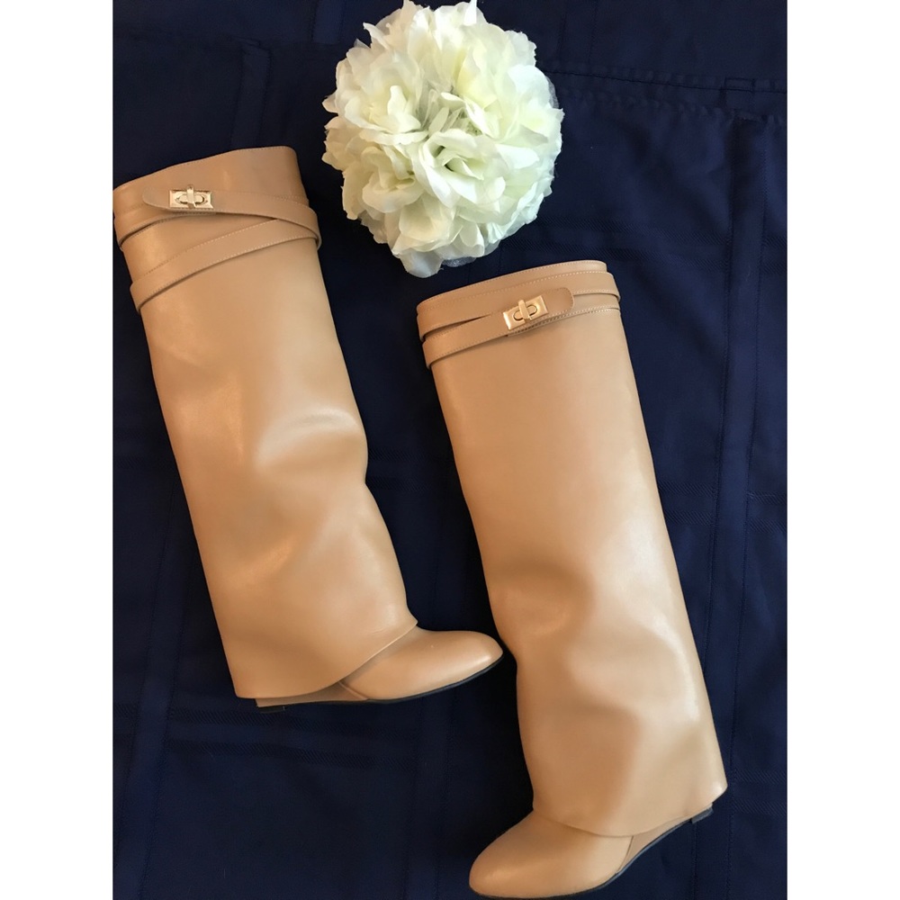 Tan fold over boots