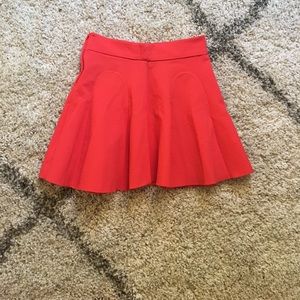 Coral pleated skirt