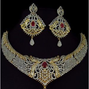 Jewelry set.