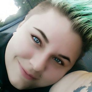 Meet your Posher, Ariel