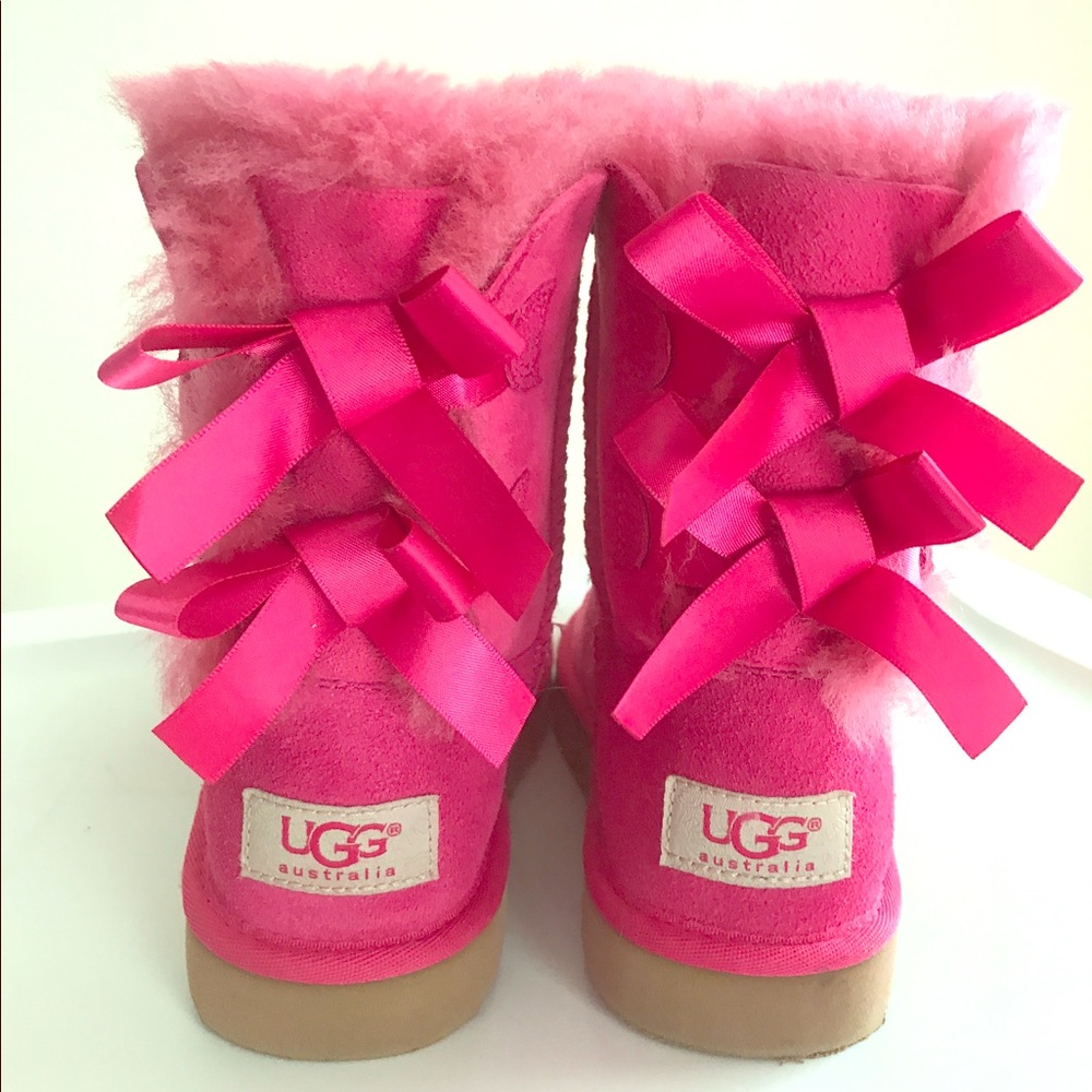 UGG · BAILEY Boot · Shearling / Fur Trimmed Boot
