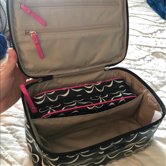 Kate Spade Cosmetic bag set - Picture 5 of 6