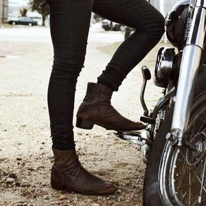 Meet your Posher, Gilbert