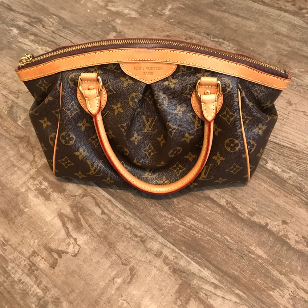 Authentic Louis Vuitton tivoli PM