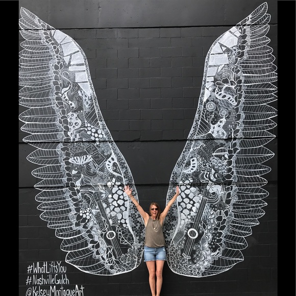 Meet your Posher, Jill - Picture 3 of 7