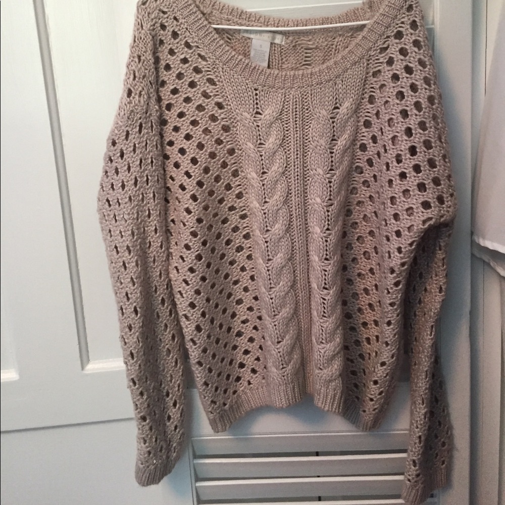 Cozy sweater perfect for fall